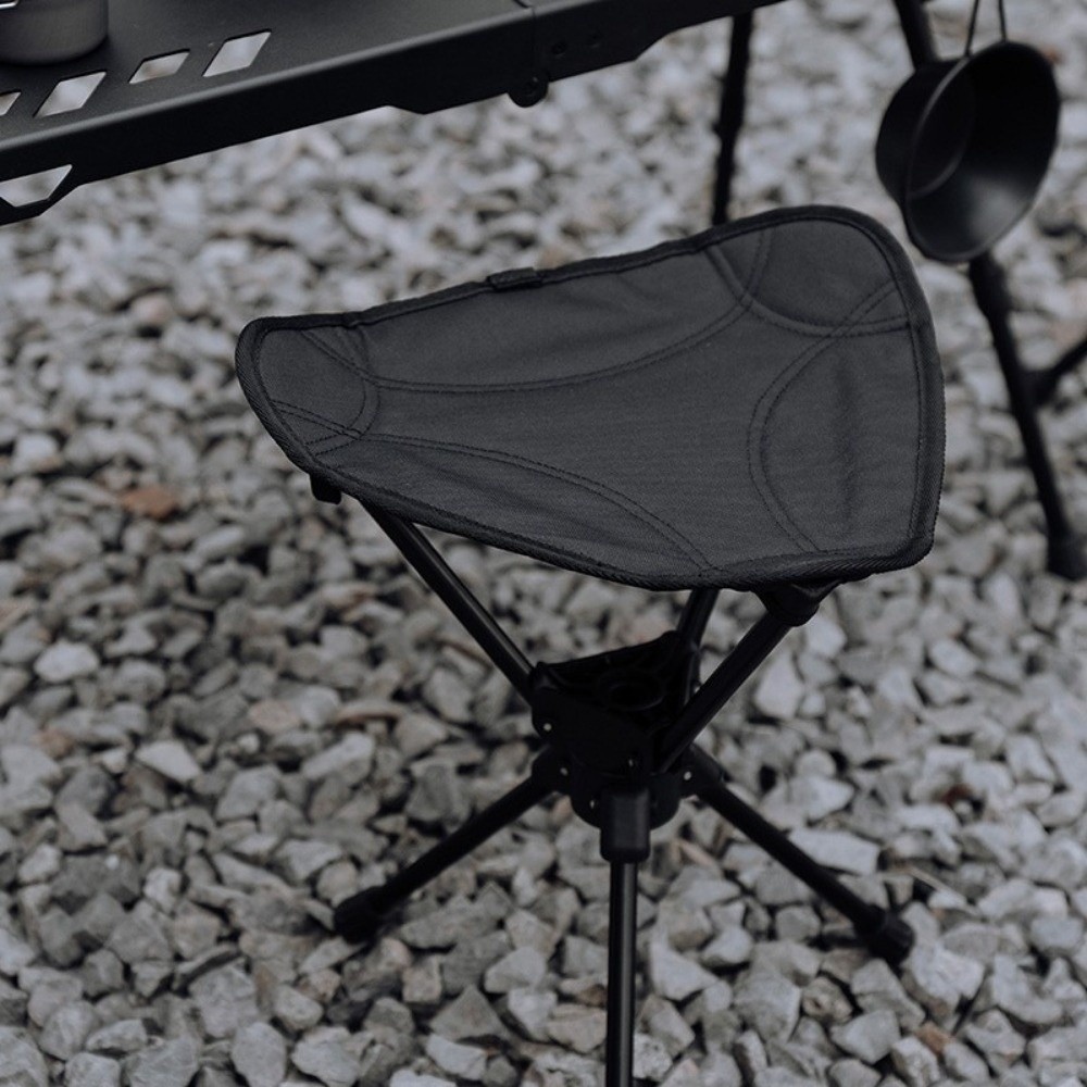 Woodworking Outdoor Furniture - Three Legged Folding Rotating Stool Wear-resistant